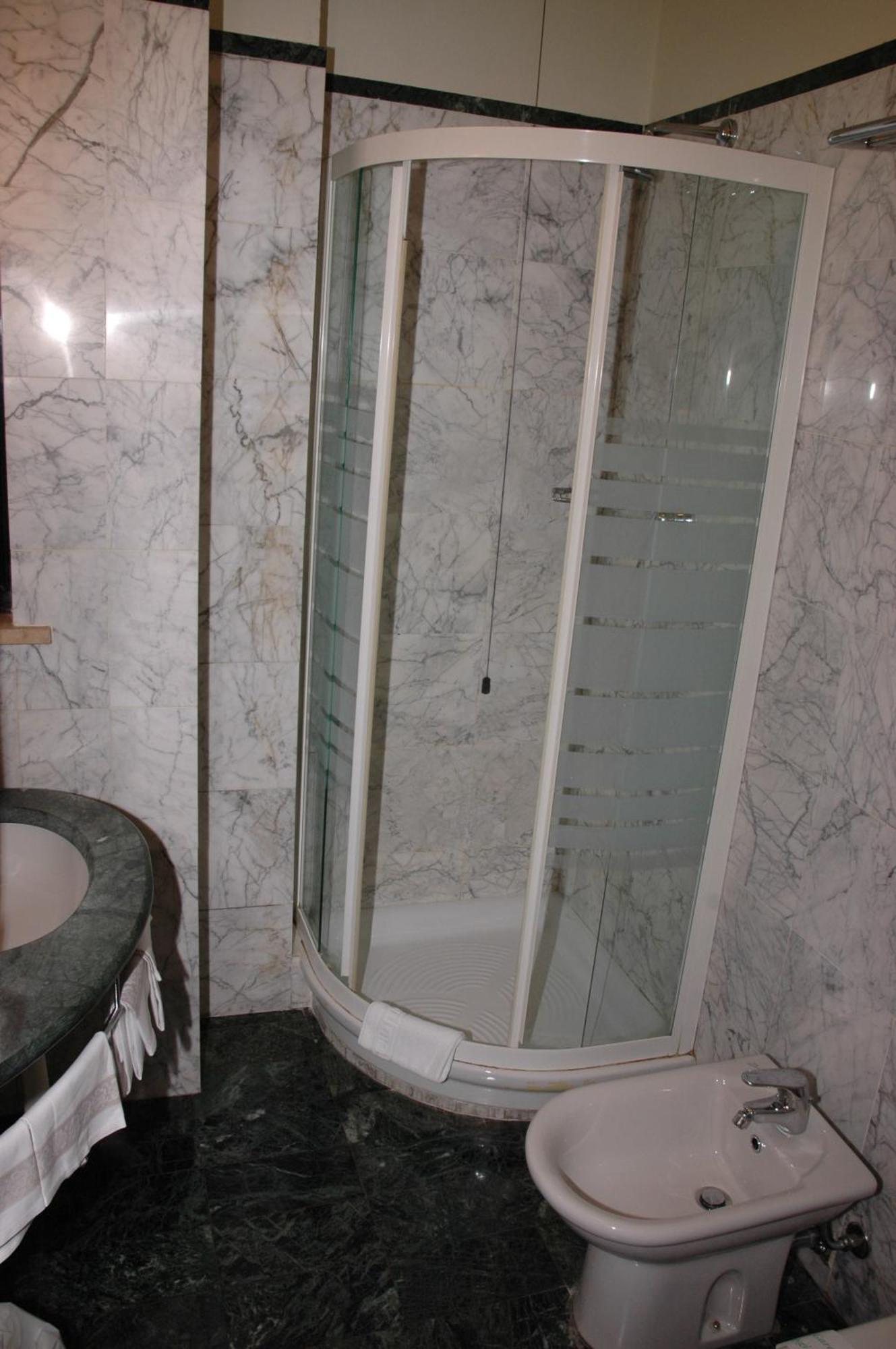 Hotel Michelangelo Palace & Spa Терни Номер фото