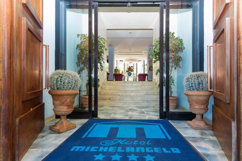 Hotel Michelangelo Palace & Spa Терни Экстерьер фото