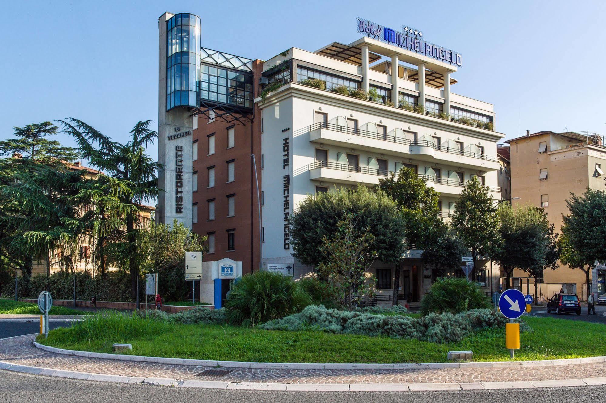 Hotel Michelangelo Palace & Spa Терни Экстерьер фото